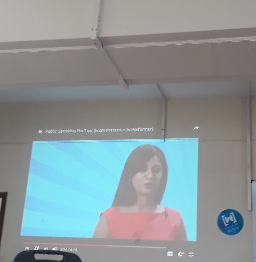 Wanza_r's tweet photo. #IWD18 #WTMExtended #WTM18 @WTechmakersUoN @WomenTechmakers @womentechmakers @WTMNairobi
@mercyMcme
Public speaking pro tips.
Warm up your voice. Splat! Squish! https://t.co/jJ73bB2onG