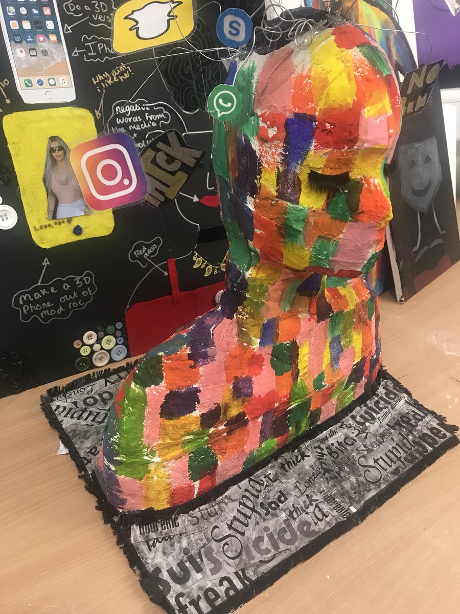 BridgePRU's tweet photo. Some very beautiful artwork from our Y11 GCSE students, showing strong growth mindset in their perseverance and effort #stepbystepalwaysforward #camwrthgamondbobamserymlaen https://t.co/H8dJunuzMo