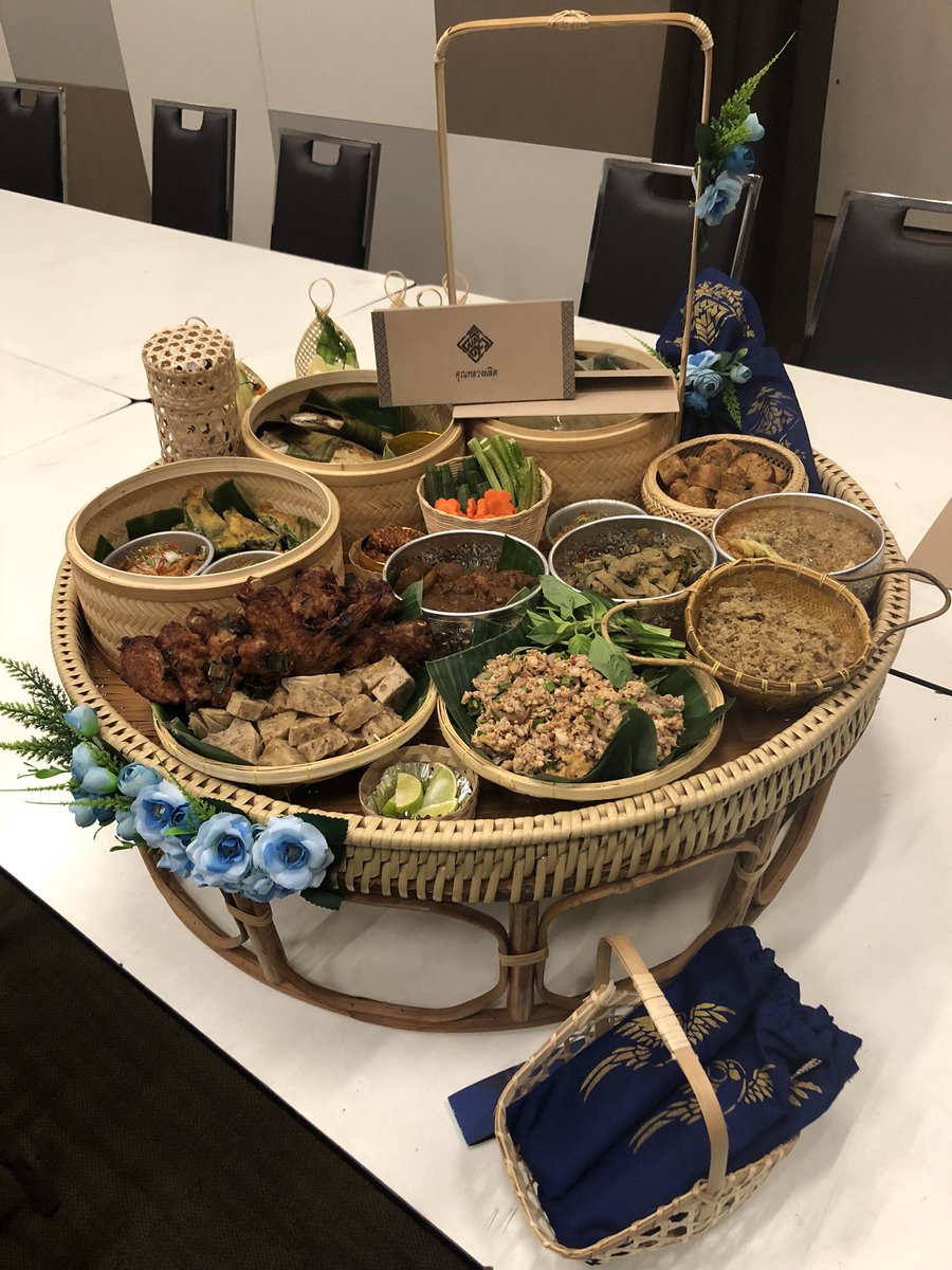 pong32's tweet image. ในส่วนของ food support วันนี้น้านนน เล่นใหญ่เล่นโต มโหรีปี่พาทย์มาก #เป๊กผลิตโชค #PeckPalitchokeFirstDate ขอบคุณนะครับ