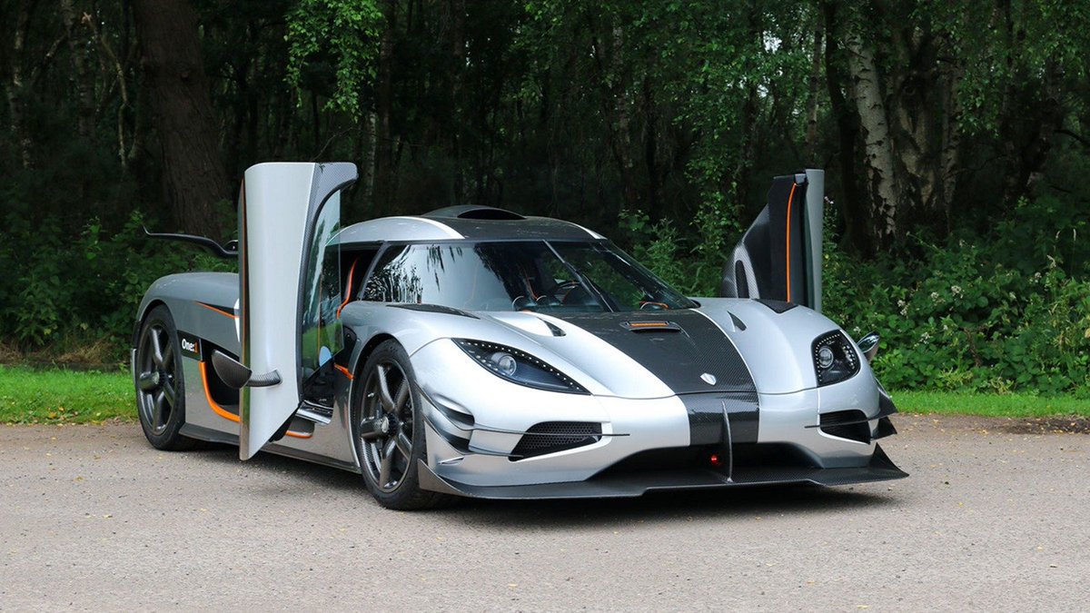 Luxury_carsHQ's tweet photo. Koenigsegg One:1  Full luxury and power #luxury #car #automotive #amazing https://t.co/V35g7CVxVz