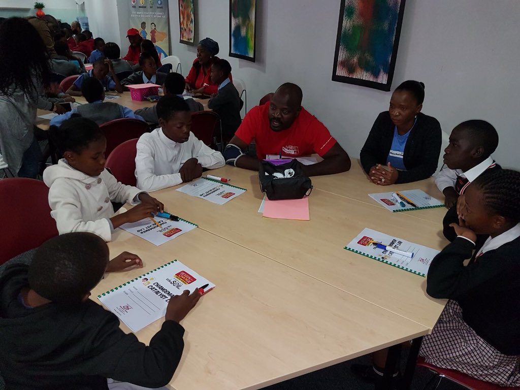 legalwiseZA's tweet photo. We are participating in the Design for Change Programme where learners, teachers and employee volunteers are collaborating to identify challenges in schools and communities and brainstorming solutions to address them. @icandfc @eduSOIL #DesignForChange #ChangemakerLab https://t.co/GwiJKSnZ3m