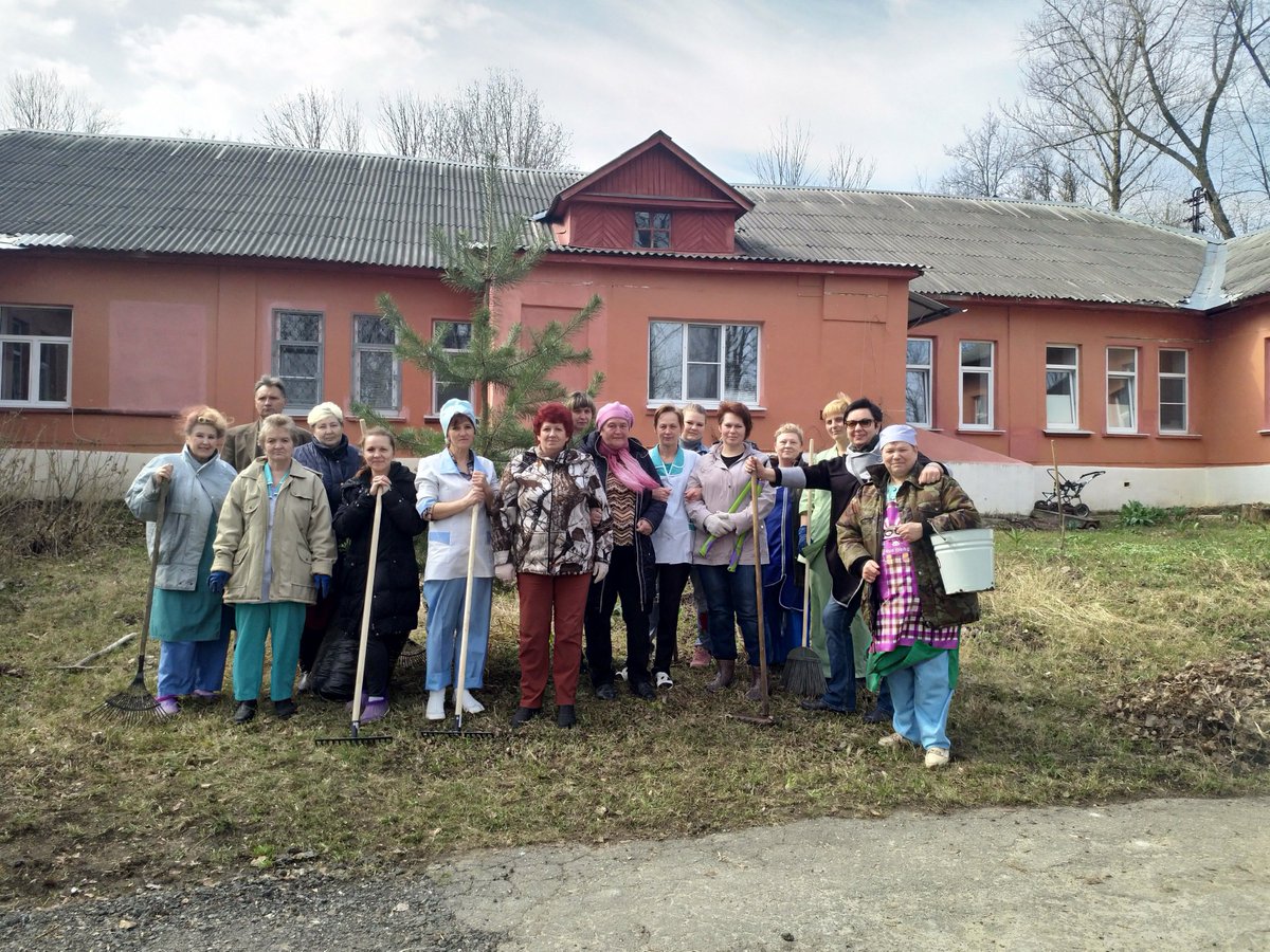 Gb3tula's tweet photo. @Tularegion71 
Субботник 21.04.2018 г. ГУЗ "ГБ №3 г. Тулы" https://t.co/9sAzXu5tHQ