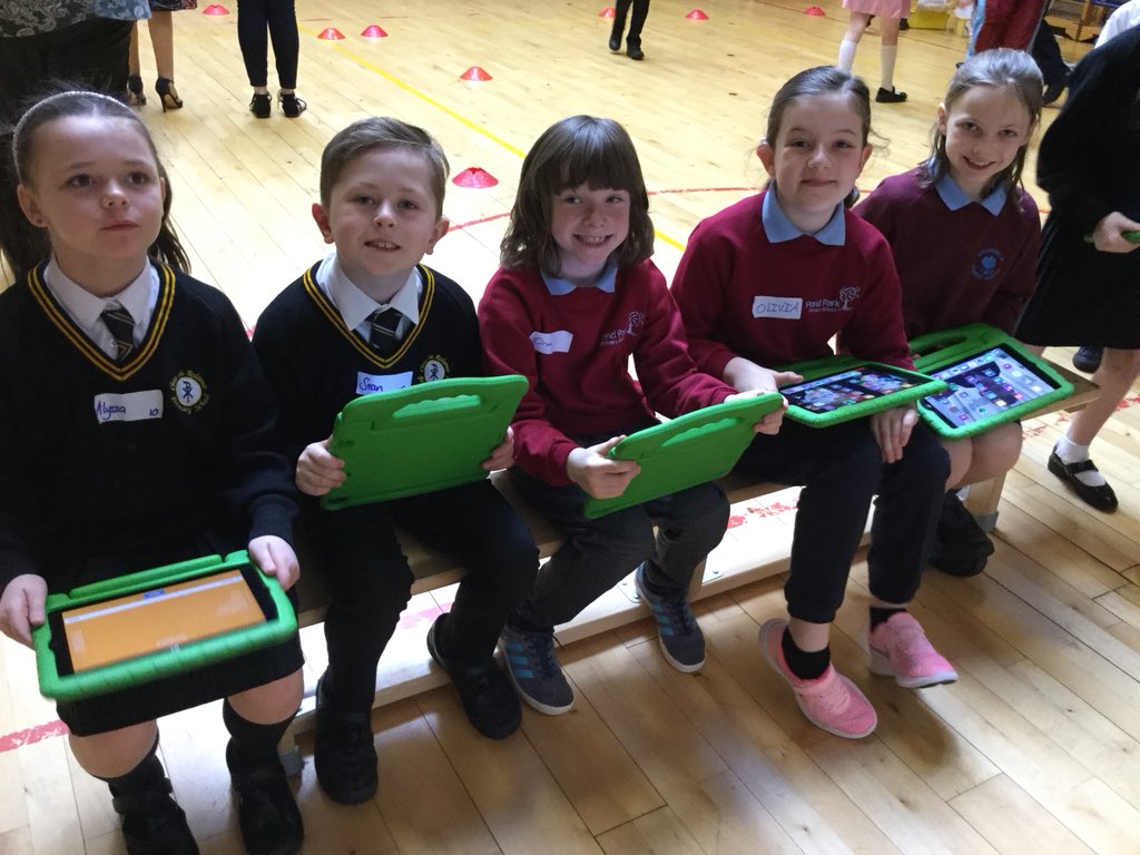 pondparkp3's tweet photo. What a great day P4McD had at @ctrps1 with their friends from @OakwoodIPS and Stranmillis PS too. Looking forward to next time! See you all soon! #sharededucation #mathsfair #togetheragain https://t.co/JfmhGo0dyM