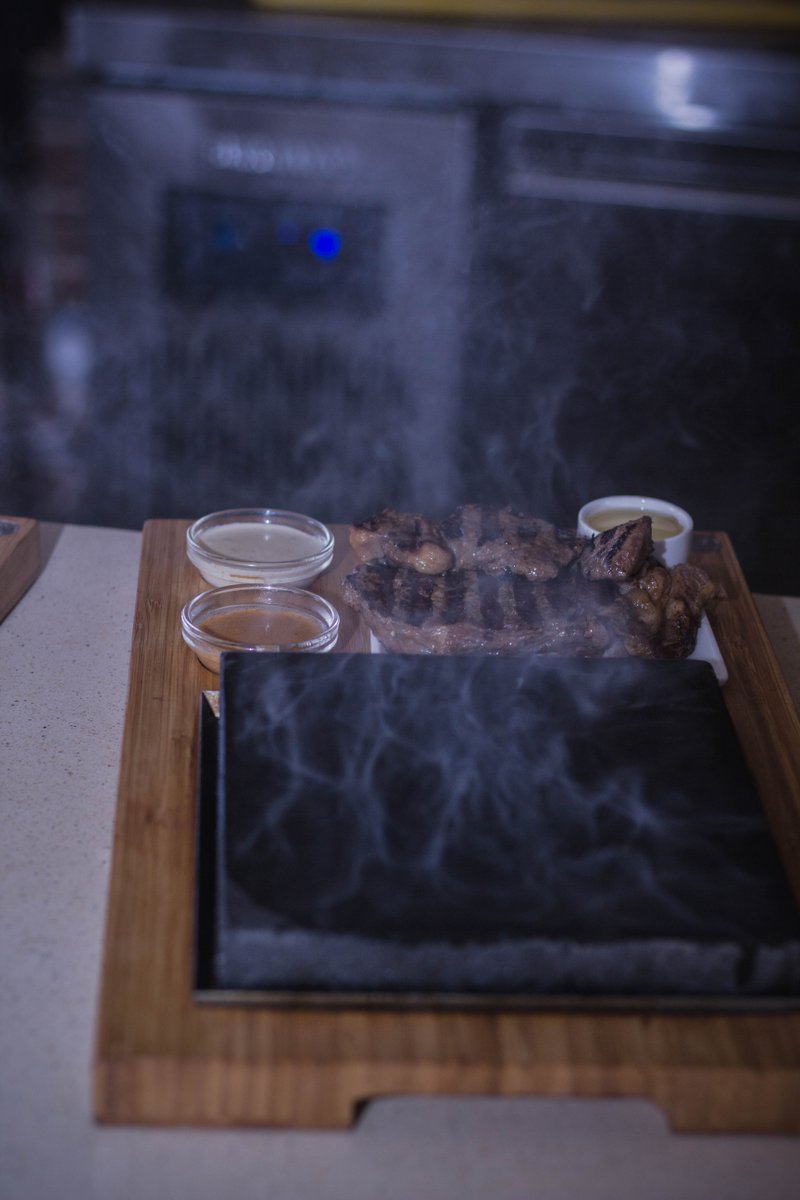 DariRestaurant's tweet image. Still haven't experienced our steak stone? Don't be left behind. come enjoy a cooking experience.On this meal, we give you the driving seat. #steakstone #CookItRight #LunchAtDari to make your reservation please call 0706521573 or visit our website darirestaurant.com