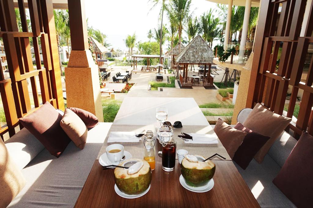 What it's like to stay at the Ritz-Carlton, Koh Samui, Thailand: ms.spr.ly/6012rFbRK