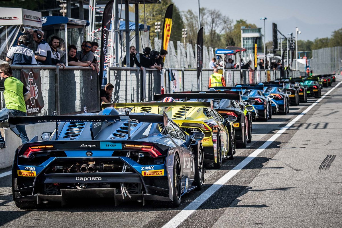 All ready for the first quali of the season, Full livetiming available here:  blancpain-gt-series.com/watch-live#liv… #lamborghini #lamborghinisc #supertrofeo #huracaneveo #pirelli #pertamina #rogerdubuis