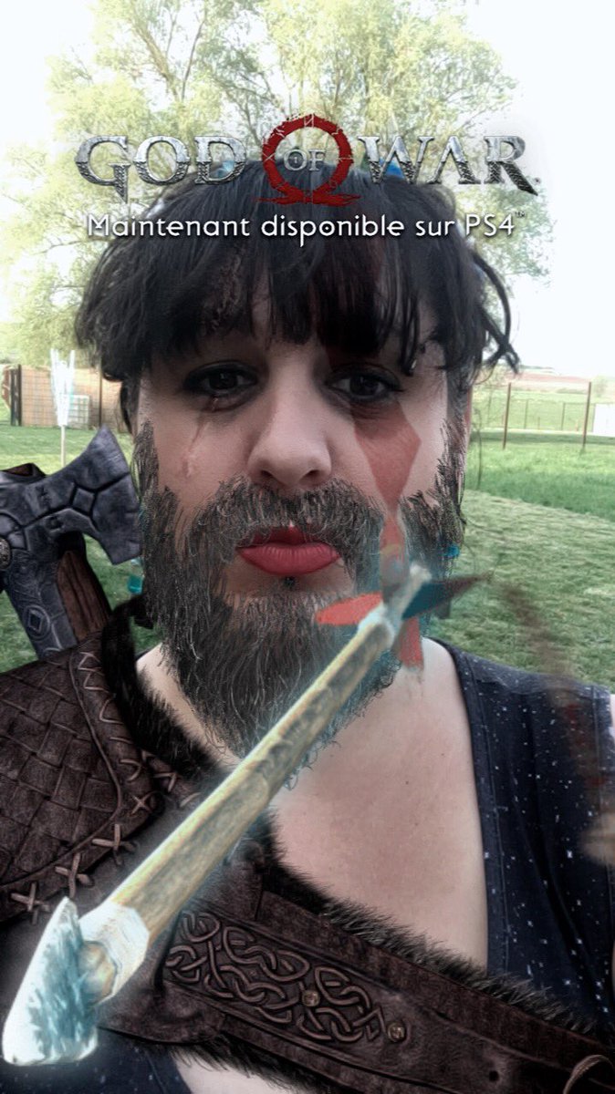 plumesdanges's tweet photo. Je songe à me laisser pousser la barbe. Vous en pensez quoi @PlayStationFR ? La barbe ça donne un truc en plus #EnModeKratos https://t.co/AmBOLMFFEH
