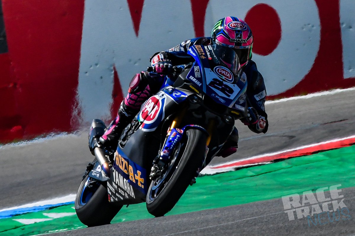 DominikRTN's tweet photo. I think that´s what you call a worn tyre... @alexlowes22 @GregHainesTV https://t.co/hheyVBGRXn