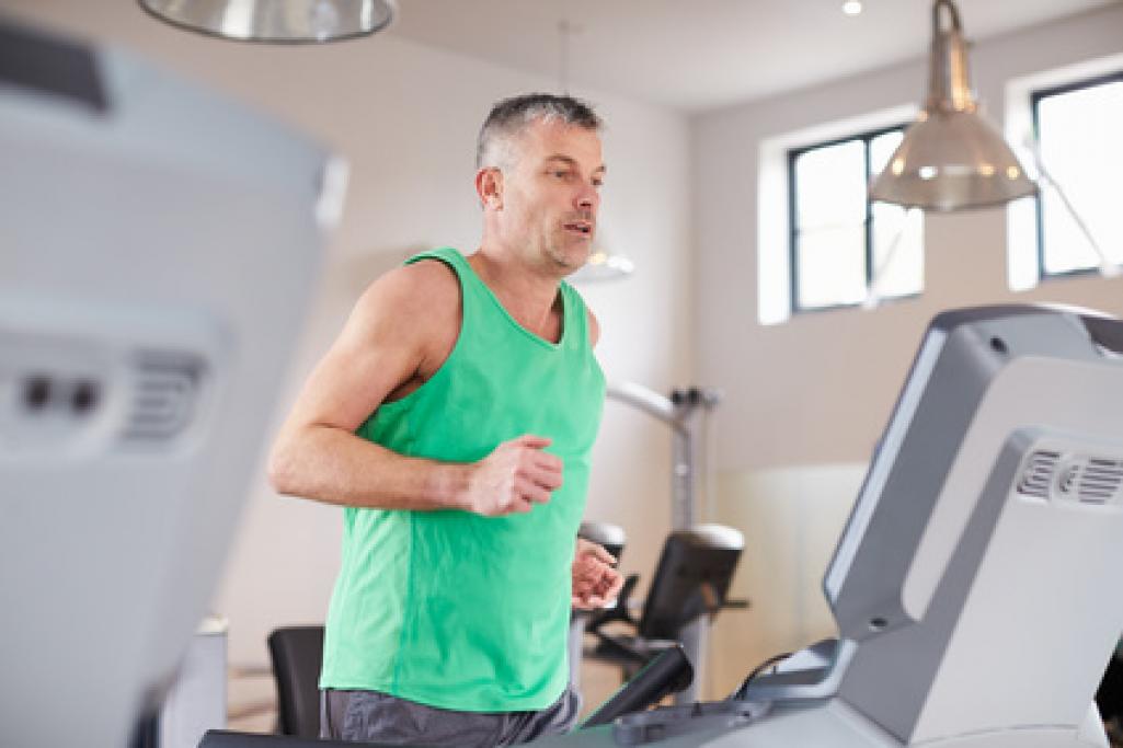 TurmericSports's tweet photo. We all know how important exercise is for our health, and it becomes even more so at 40 as our bodies begin the slide toward the ageing process. Things you could do in your youth are much harder at 40 and wiser exercises are needed. #over40exercise #health https://t.co/x7hxuwuU1O https://t.co/H7EFxno1xv