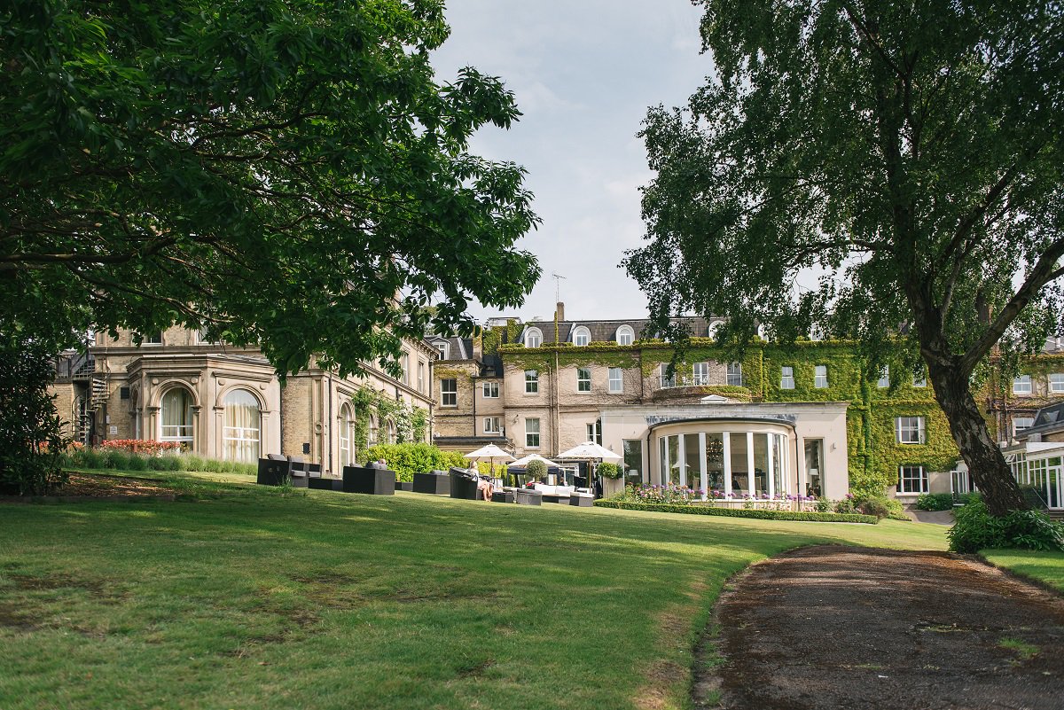 TheSpaHotel's tweet image. Saturday drinks in the garden anyone!? 

#Saturdaysun #tunbridgewells #heatwave #weekendvibes