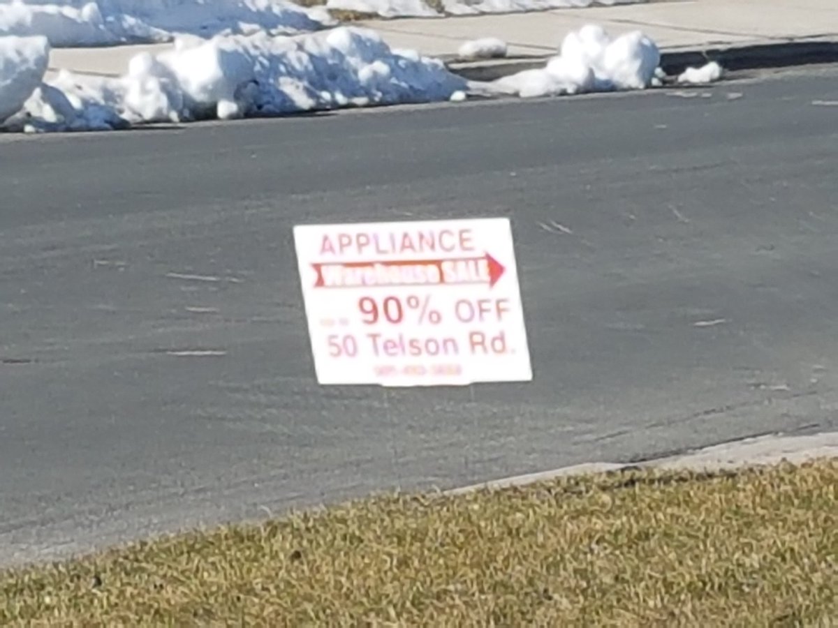 UpdateMePls's tweet image. Warehousing sales in Markham Apr 21-22, 2018 portable A/C, tv mounts, tv antenna, chairs, tables, pressure cookery, open box.. $4-$500