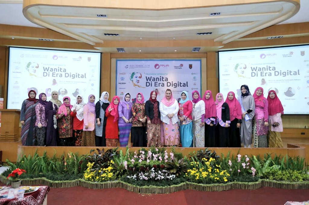HevearitaGunaryati R tweet media