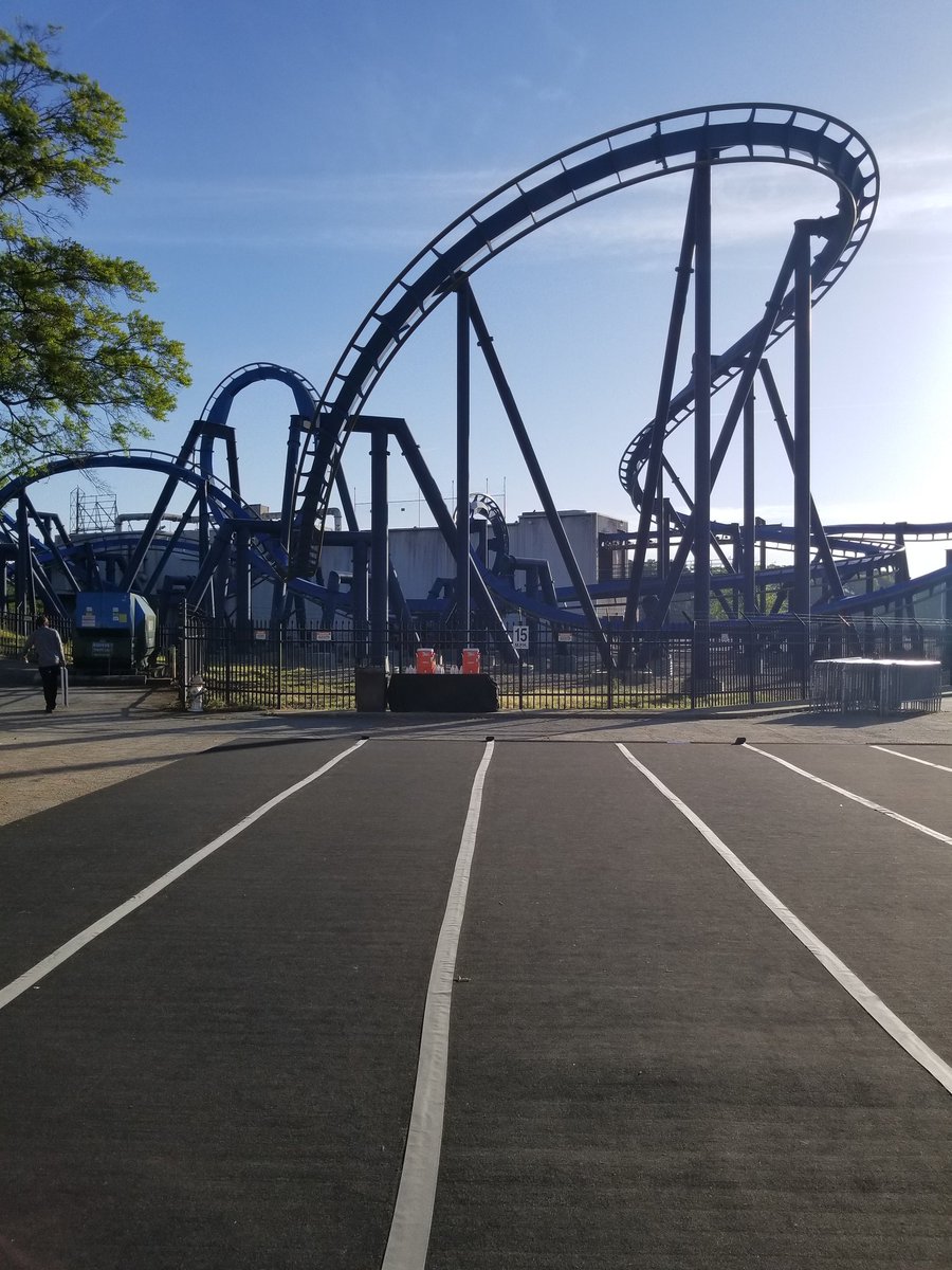 XOutLoud's tweet photo. What an amazing event!  I love having this as our practice area background! #cheer #emcee #cheerlife #Lifesarollercoaster https://t.co/giqWr1vG2t