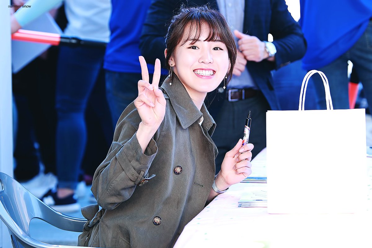 summersnow0822's tweet photo. 180420 전주그린웨이환경축제 #김아랑 https://t.co/22Gc5yey6e