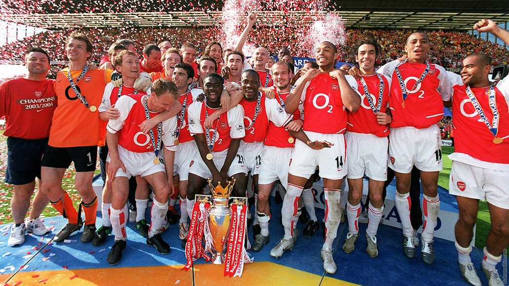 GilbertoSilva's tweet photo. The Invincibles!!!

#GilbertoSilva @Arsenal #MerciArsène #Soccer #photoofday https://t.co/qyT6ny7PQE