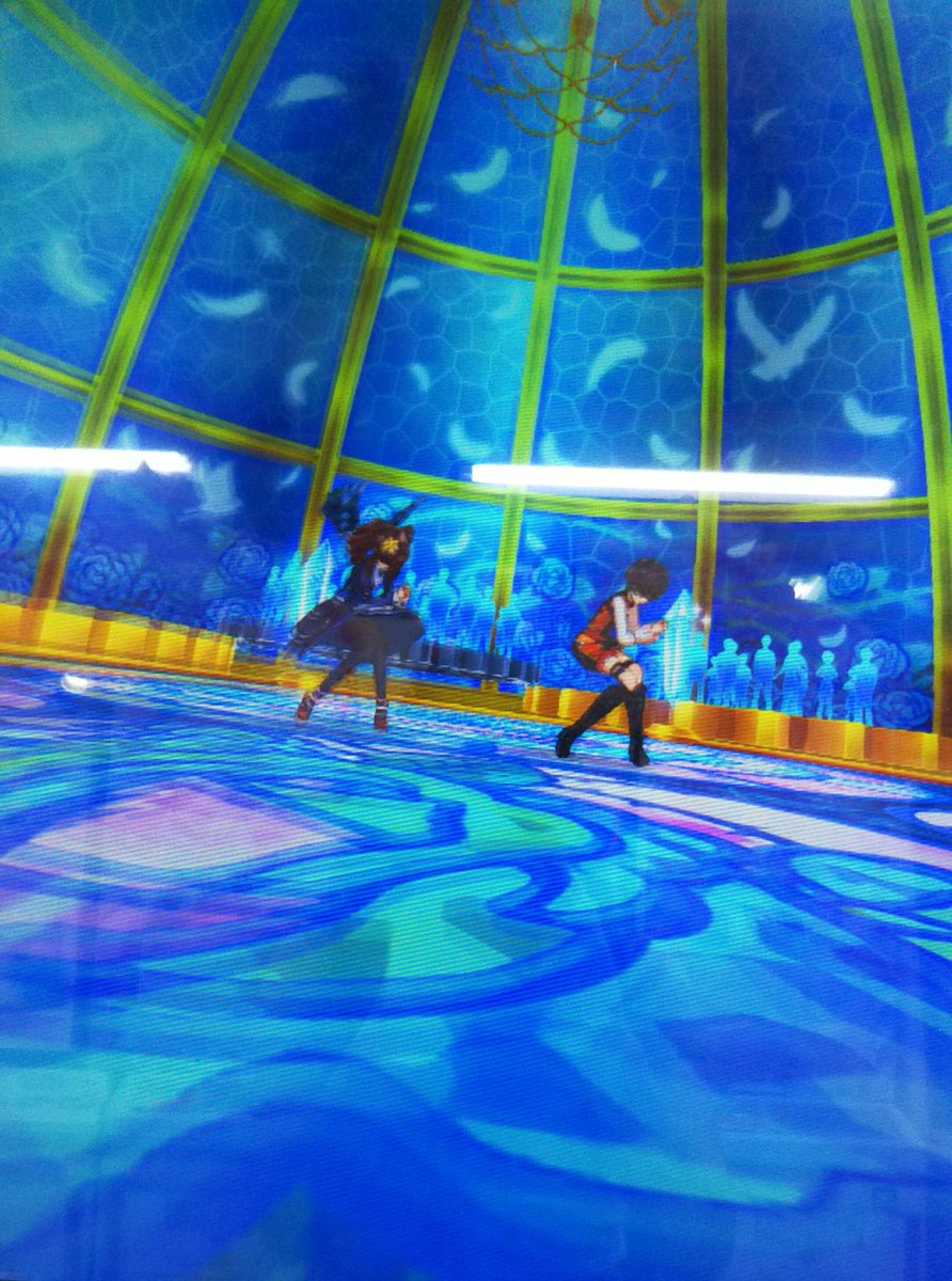 tsubasa_takki_'s tweet photo. #フレンズユニットオリコカップ
蛍光灯が邪魔なのは気にしないでください。

ロイヤルパレスプレゼンツオリコパート2です。
今回は「中世ヨーロッパの貴族」風なコーデ

めっちゃブレて良い写真が取れませんでしたが…(´・ω・｀)

最後にタグを…
#ロイヤルパレス　 #Loyalpulse https://t.co/gUZeZrzBde