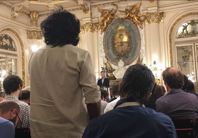 interradial's tweet photo. Carta Abierta al Presidente @mauriciomacri de un trabajador despedido de la vaciada Radio El Mundo https://t.co/o4dFgr53MS @deRadios @RadioSemilla @Red__Accion @MediosData @radiopasilloarg @Radio_Sur @sipreba @SIPRENCR @Lechuzeros @clapsyta @LalarCecilia @cbari @Atrana_RNA @C5N https://t.co/HnXOB1d8Ab