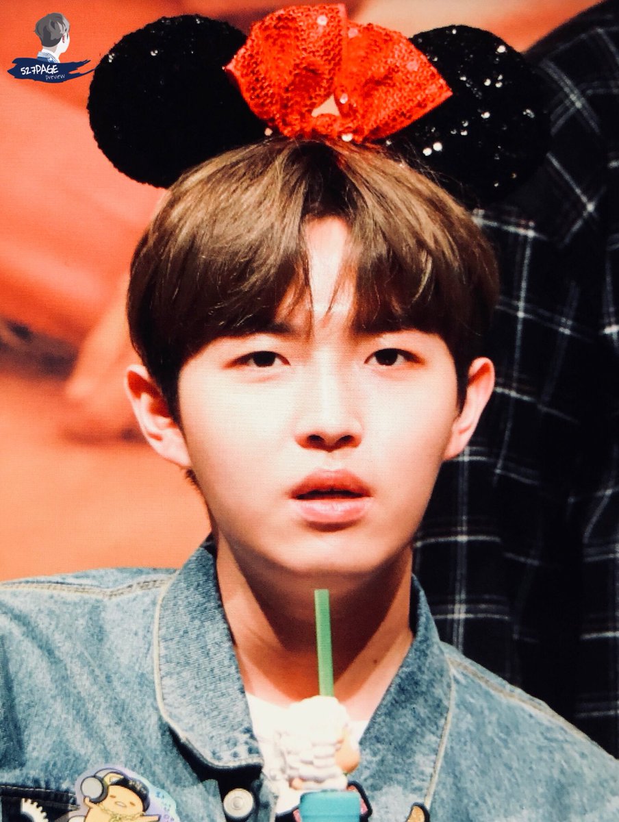 527PAGE's tweet photo. 180421 I.P.U 팬싸인회
#워너원 #김재환 #WannaOne #Jaehwan
미킹❣️ https://t.co/5jMlGN1QXt