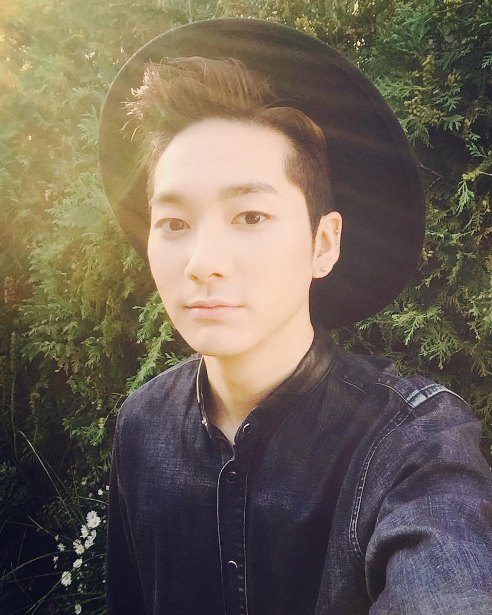 eternity3701's tweet photo. Please Support #Aron_CharityProject / #SupportAdoption. There have still a lot homeless friends need your help🙏🙏 #NUEST #NUESTW #NUEST_W #뉴이스트 #뉴이스트W #Aron #아론 https://t.co/ye67tIEg1Z