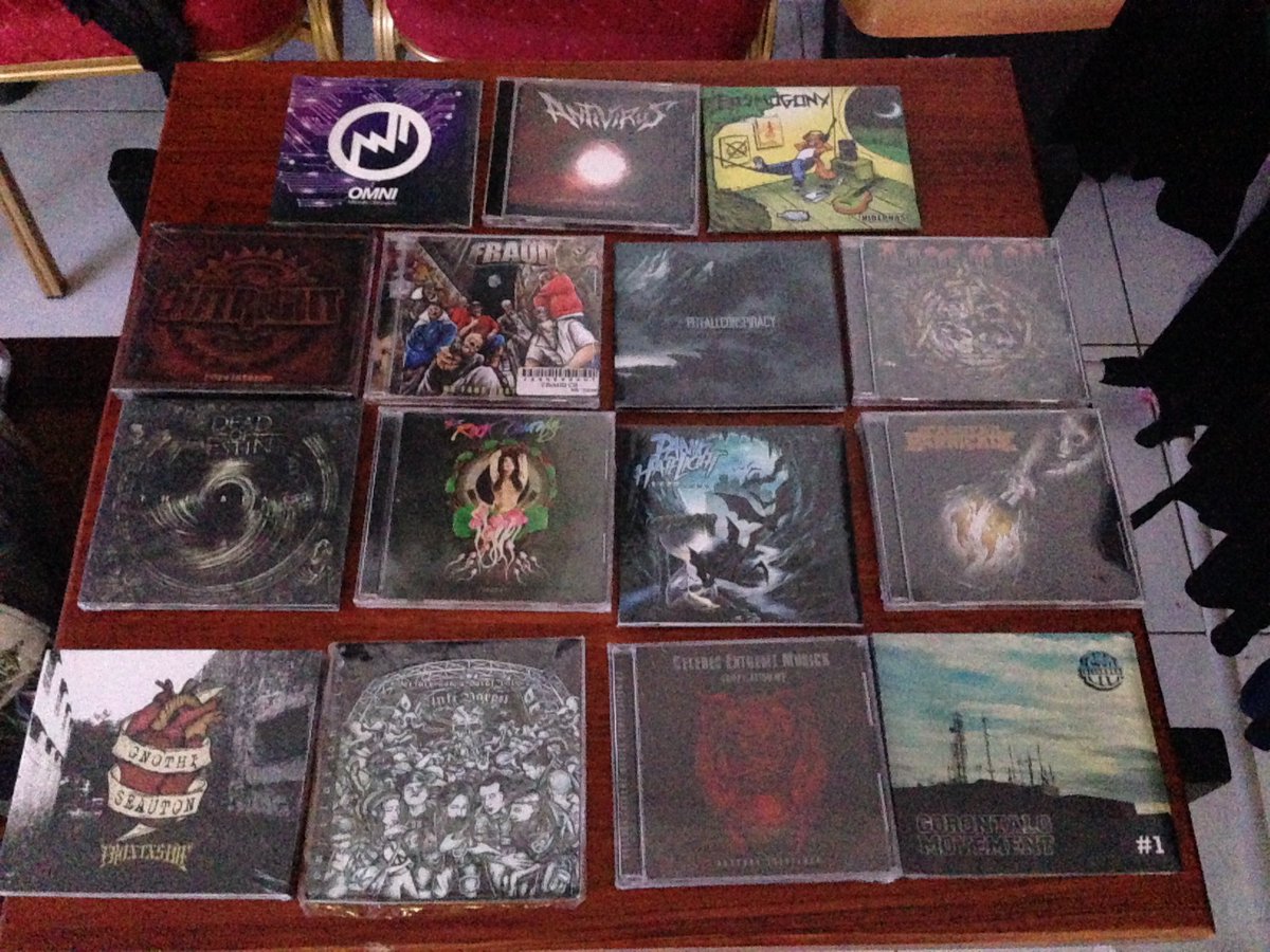 Rilisan fisik yg tersedia di lapak kami di lokasi acara #RecordStoreDayGorontalo2018