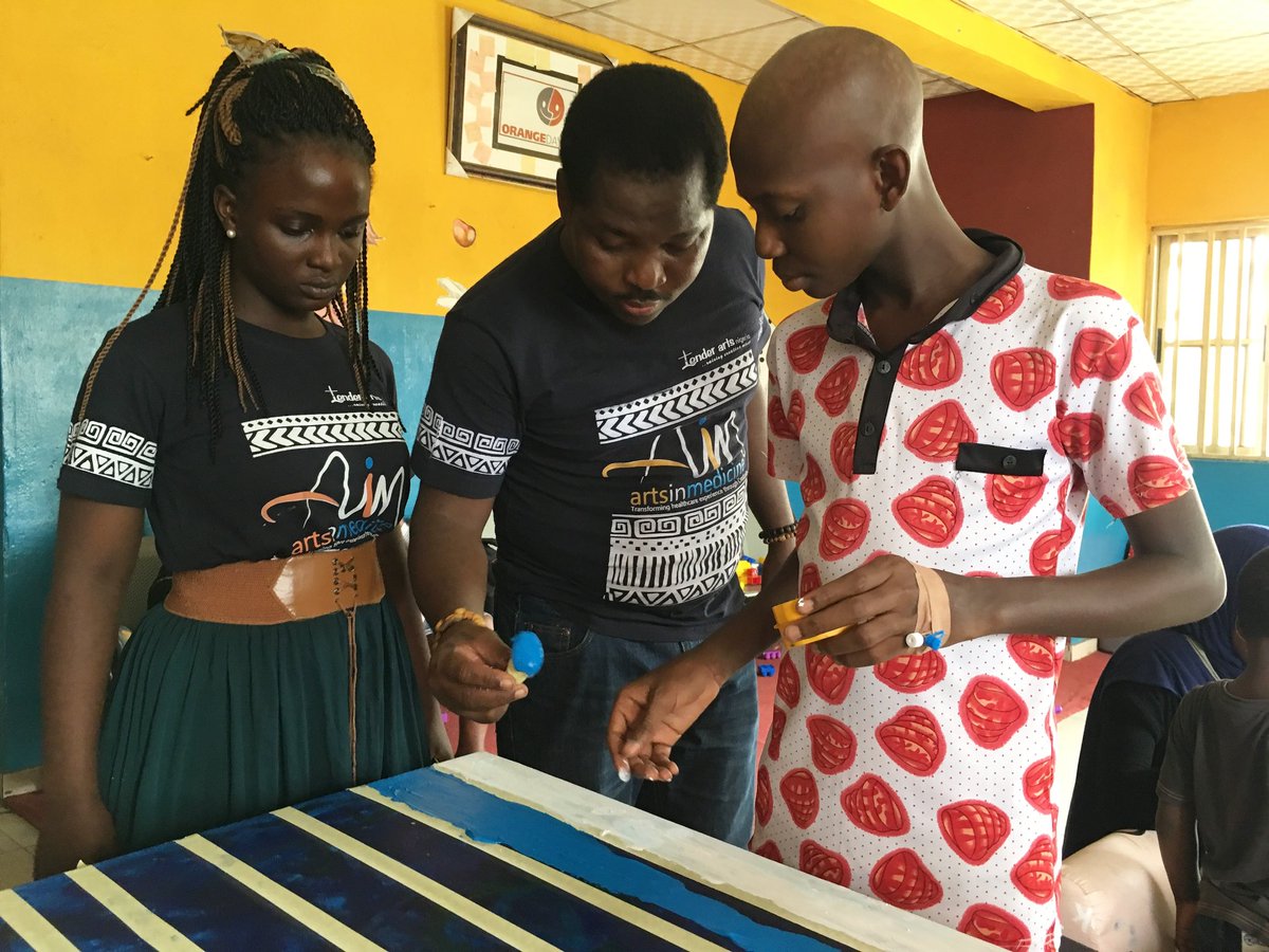 AIMprojectng's tweet photo. Arts in Medicine at the Oncology Ward, Children Living with Cancer Lagos University Teaching Hospital (LUTH)
#ArtsinMedicine
#OncologyWard
#LagosUniversityTeachingHospital
#TenderArtsNigeria
#TideFoundation
#USConsulateLagos
#art4wellness
#Art4wellbeing https://t.co/kDJcm4MXsI