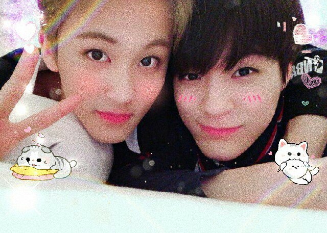 PastelSoftbot's tweet photo. ₍💓₎ˀˀ . . 
     ╰ #엔시티 #NCT • #Mark #Jeno #마크 #제노  ༉‧₊˚ੈ࿔*:･ https://t.co/zcd6T1QrAp