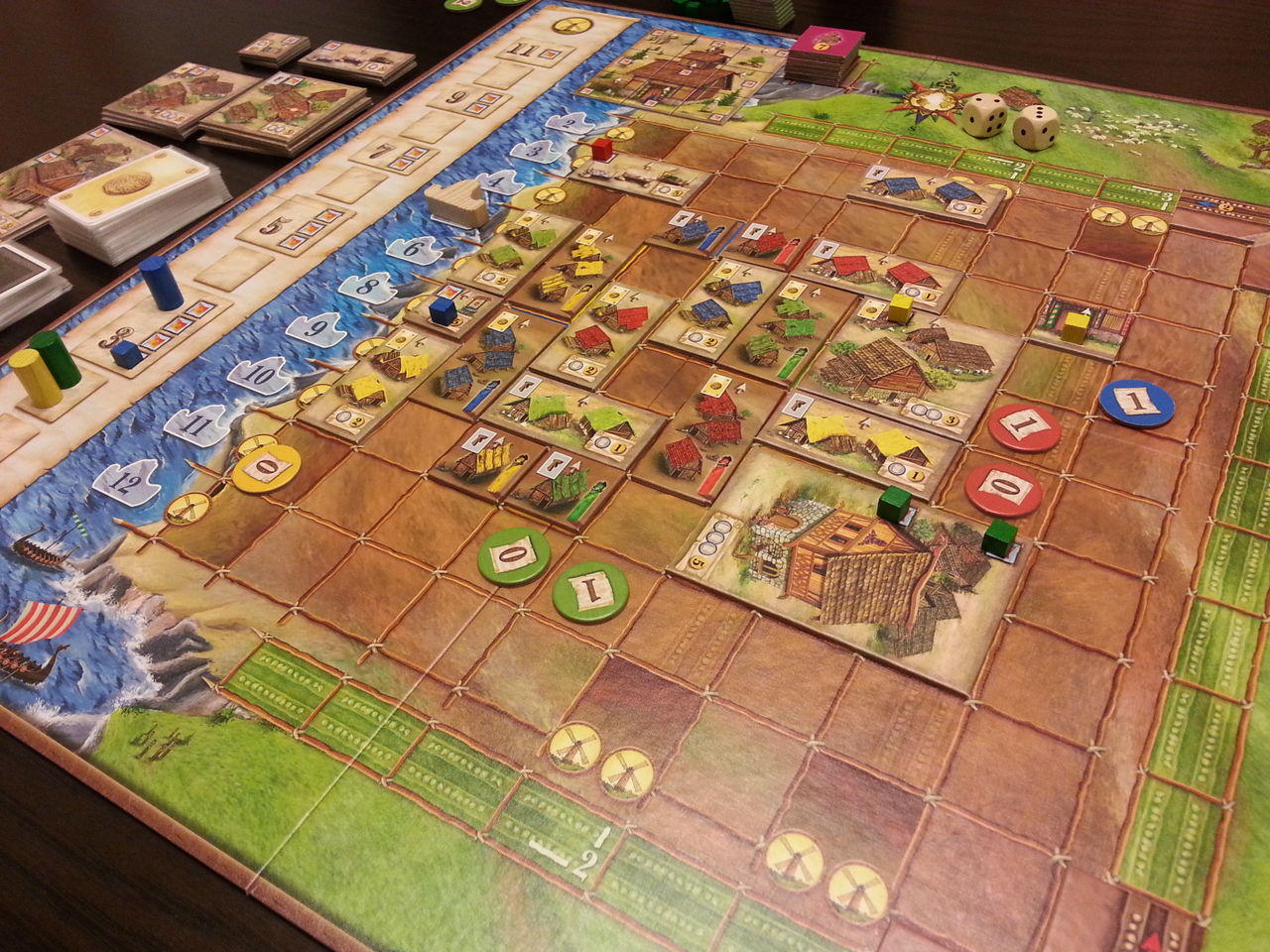 オグランド Oguland ボードゲームデザイナー Pa Twitter 今日のおすすめのボードゲーム エラズント 一言でいうと なるべく多くの建物を建てていくゲーム 建物の建設エリアを考えつつ 教会と外壁がポイント T Co Hfjezdzipc ボードゲーム