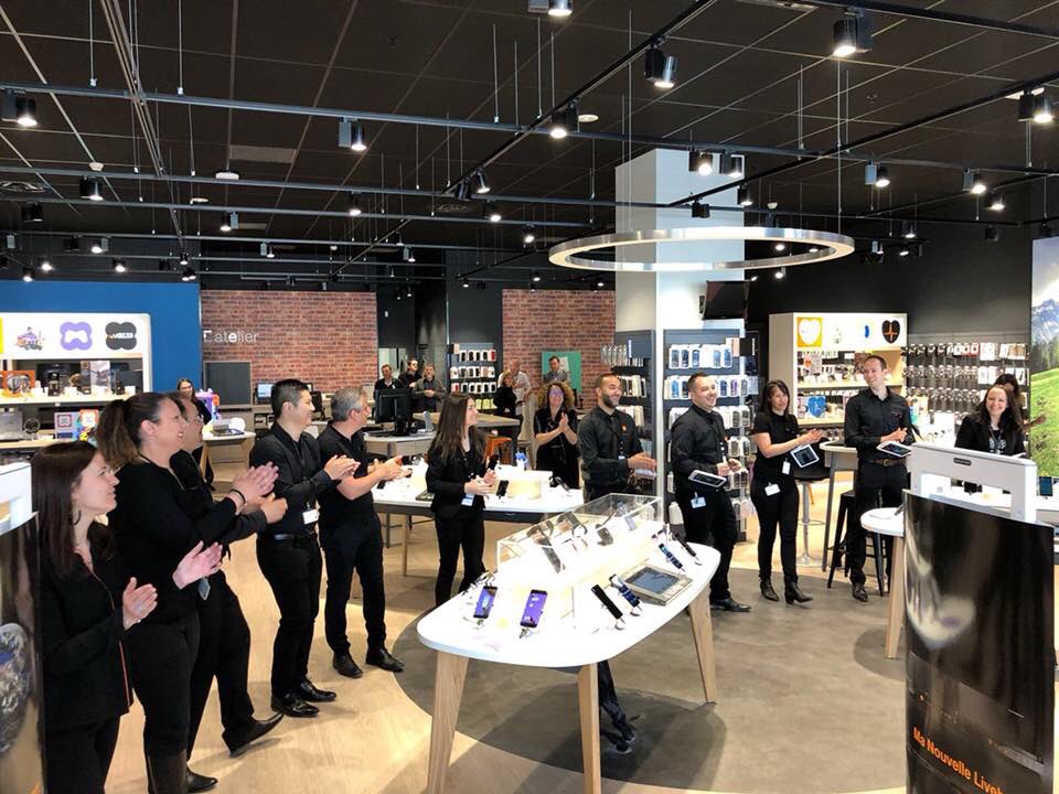 LudOrange06's tweet photo. Toute une équipe de professionnels pour vous accueillir et trouver la meilleure solution adaptée à vos besoins, le tout dans un environnement propice à la découverte ➡️ C’est ça le nouveau Smartstore #OrangeCap3000 👍🏻🤩✅ https://t.co/So033l0MGu