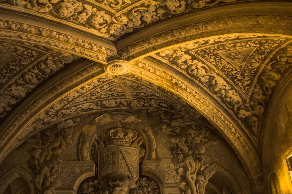 spike_0124's tweet photo. rooves of pena 3 #pena #castle #sintra #portugal #travel #photography #unesco #WorldHeritage #UNESCOWorldHeritage #rooves #texture https://t.co/aHkiLNynqS