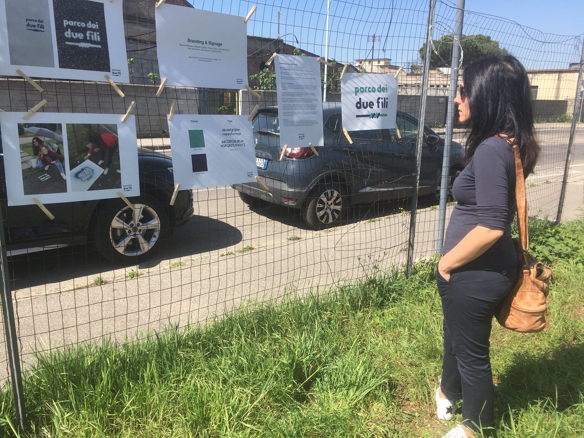 sociolab_tweet's tweet photo. Al cantiere #PopHouseGarden di #Zenzero si dipingono panchine, si scrive la carta dei diritti del giardino e ci si conosce. Succede a #Prato nel cuore del #MacrolottoZero https://t.co/UuWy9ZtrDM
