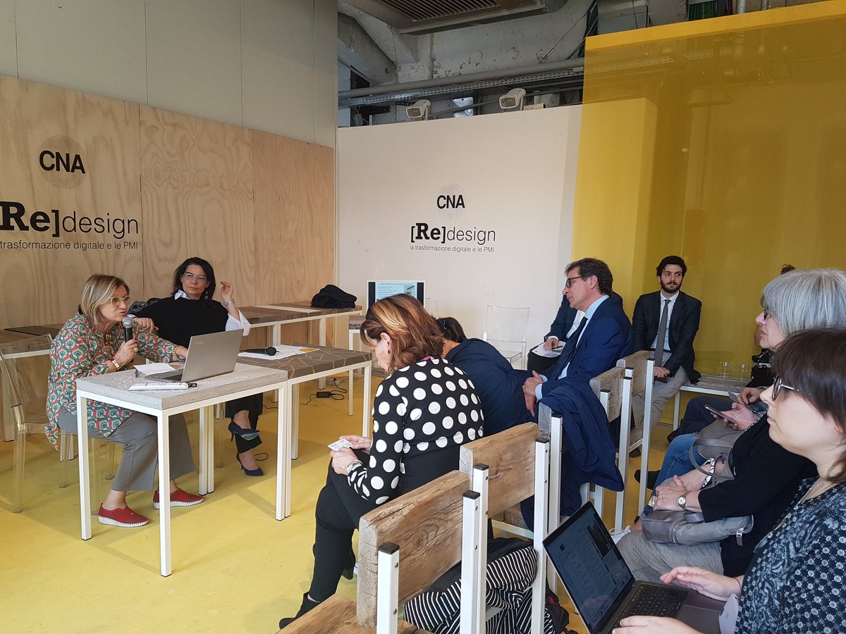 CNAmaker's tweet photo. Al workshop su #BIM #AntyPansera storica dell'arte e del design: è necessario porre sempre più attenzione alla nuova figura dell'imprenditore artigiano #CNA @cnanazionale @Mi_Design_Week @base_milano #timetoredesign https://t.co/OaFL8JZsrZ