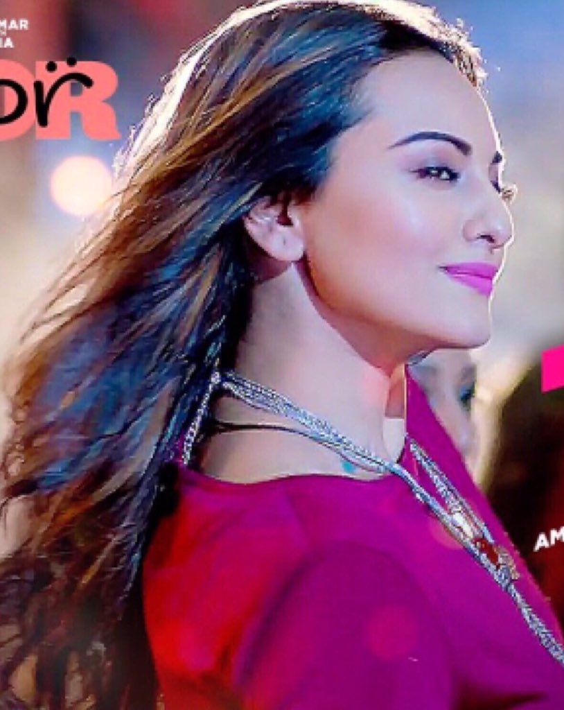 _habibaofficial's tweet photo. Sonakshi as Noor will always be my fav❤️

#UffYehNoorWallah 
#1YearOfNoor https://t.co/0hHSiS2MyS