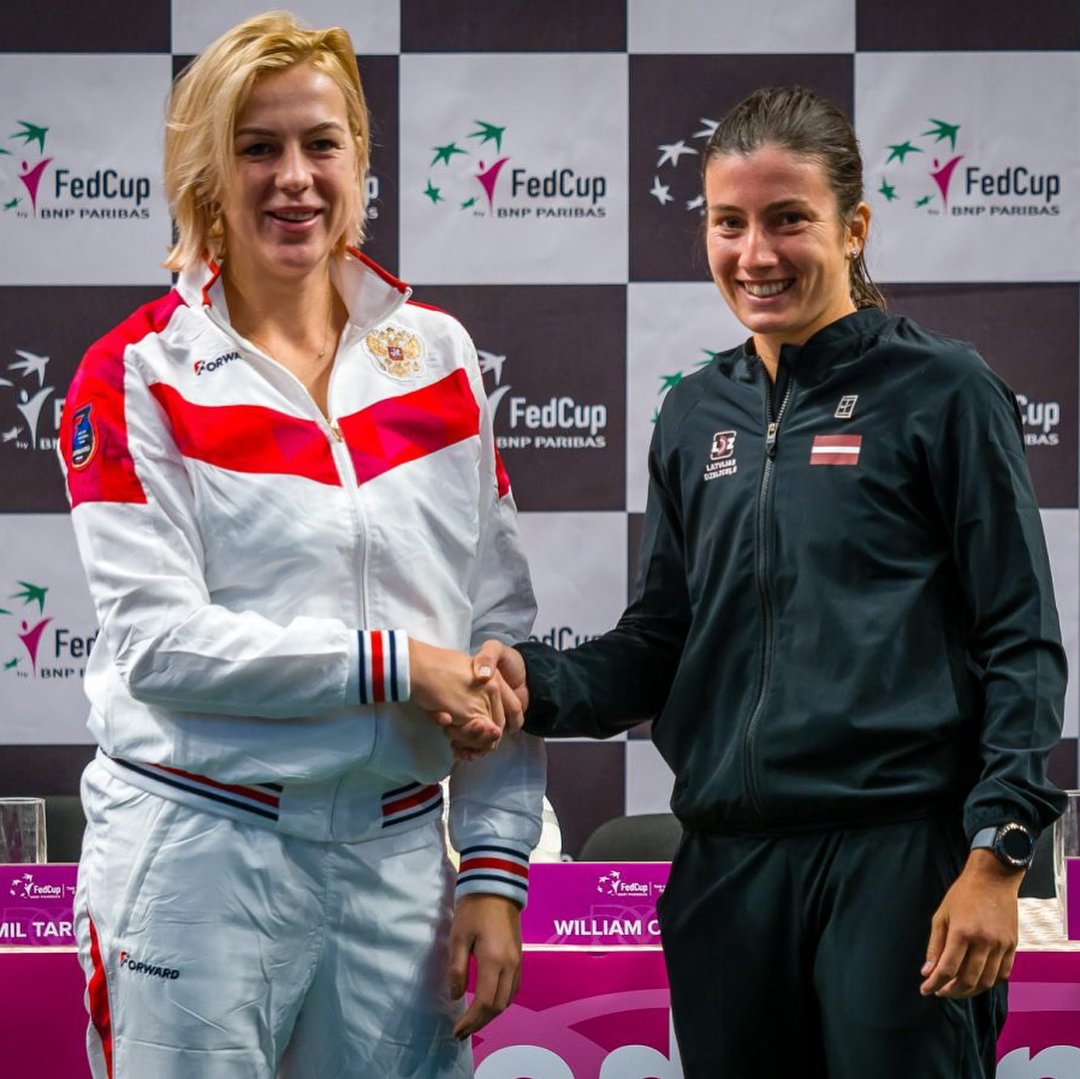 jessica4stein's tweet photo. #RUSLAT #FedCup https://t.co/JYTbW10OHl