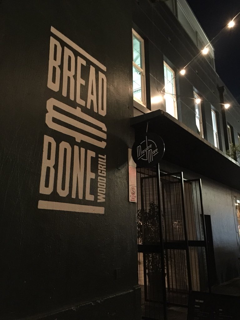 bastiaisi's tweet photo. Et fin de journée chez @MadamePeel21  #breadandbone #Australietour https://t.co/8Zuu0xzurP