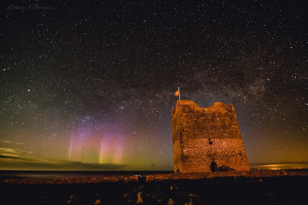 denisekimages's tweet photo. A glimpse of the lights last night, pure luck as it only lasted a few minutes. #easkey #wildatlanticway #sligo https://t.co/MLwt8LoYxO