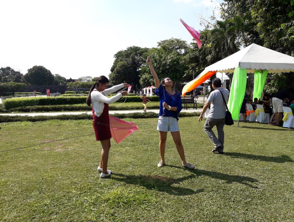 NCCAOfficial's tweet image. PHOTOS: Free workshops and art activities for @DesignWeekPH at Fort Santiago @Intramuros web.facebook.com/NCCAOfficial/p… #DesignWeekPH #DesignTribesPH
#ArtsinPublicSpaces2018