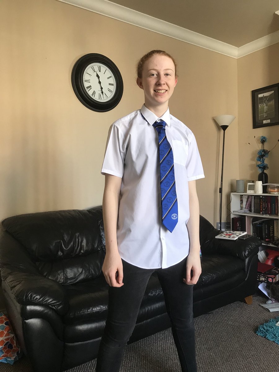 linsshaun's tweet photo. U16 girls final v Norton and Stockton today at Russell foster centre 2pm KO if anybody wants to come and cheer the girls along - raring to go.
Good luck girls ⚪️🔵⚪️⚽️🏆#girlsfootball #nayfc #goalkeeper https://t.co/lm38irpRjh
