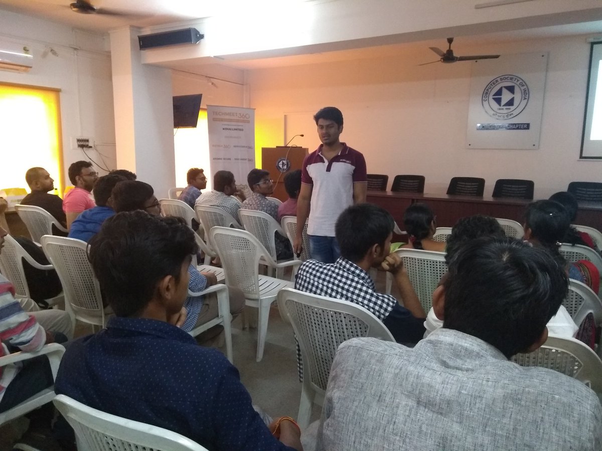 raja_2raj's tweet photo. Session about how we build #servicebus360 Saas application in Azure by Arun Prabhu #GlobalAzure #techmeet360 https://t.co/QjjqurvQ78