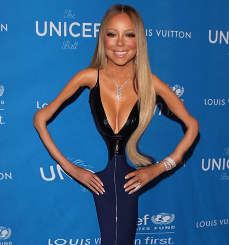 La Maria Careich, veïna de Sant Esteve, s'ha quedat així desprès de beure aigua de la font del poble cada dia. Vés-hi tu també! Amb les seves propietats curatives i miraculoses, faràs molt de goig!