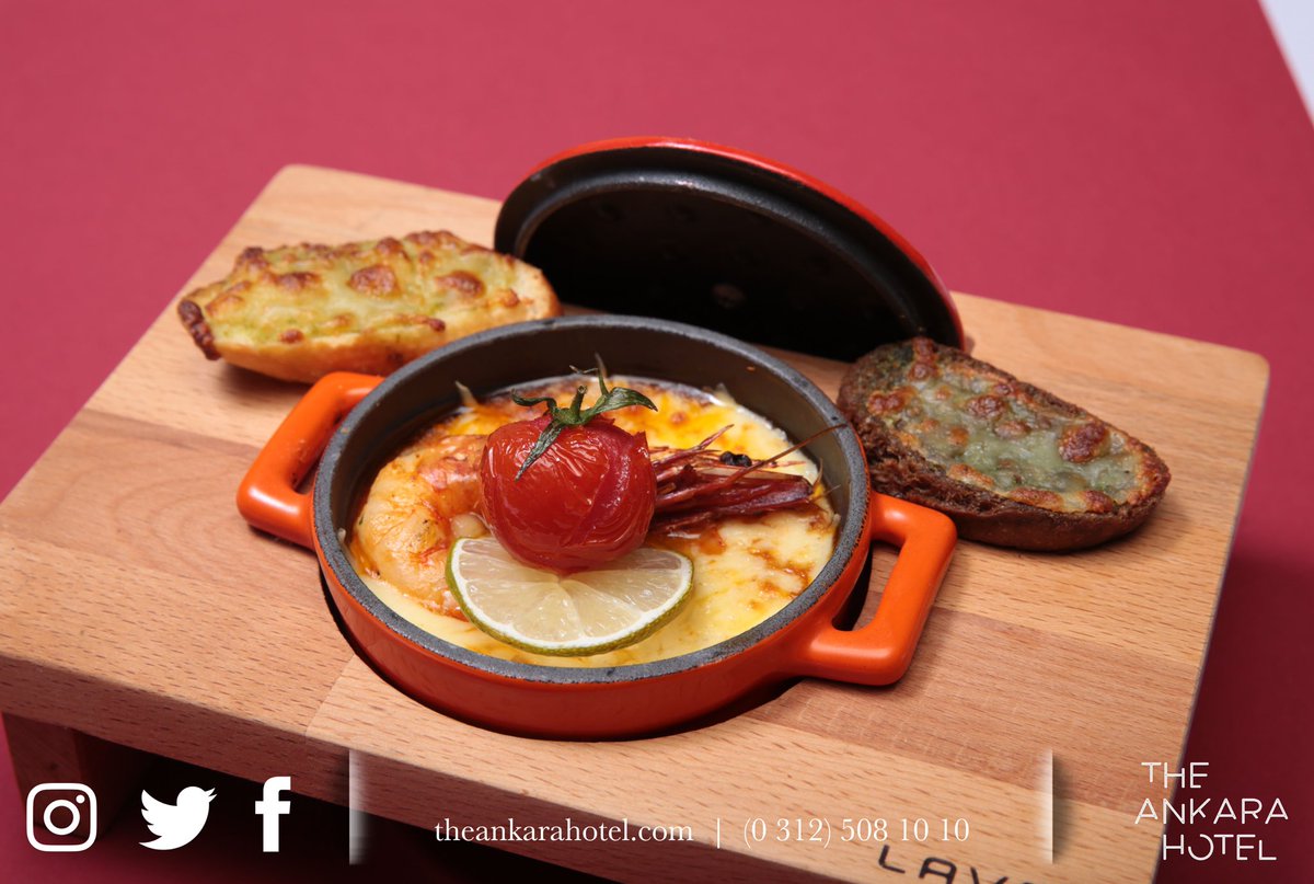 Ankara’da leziz deniz ürünlerini tadabileceğiniz bir yer var! Karides güveç, The Ankara Hotel’in size özel yorumuyla hafta sonunuzu lezzetlendirmeyi bekliyor.