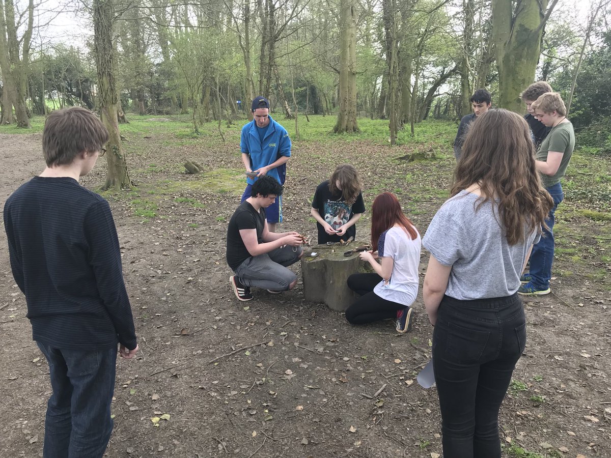 digitechschool's tweet photo. Great session on problem solving and independent survival in the woods #resilience #Problemsolved #CLFrevisionweekend @Cabotfederation @HansPriceAC https://t.co/aeiDQ1v0lm