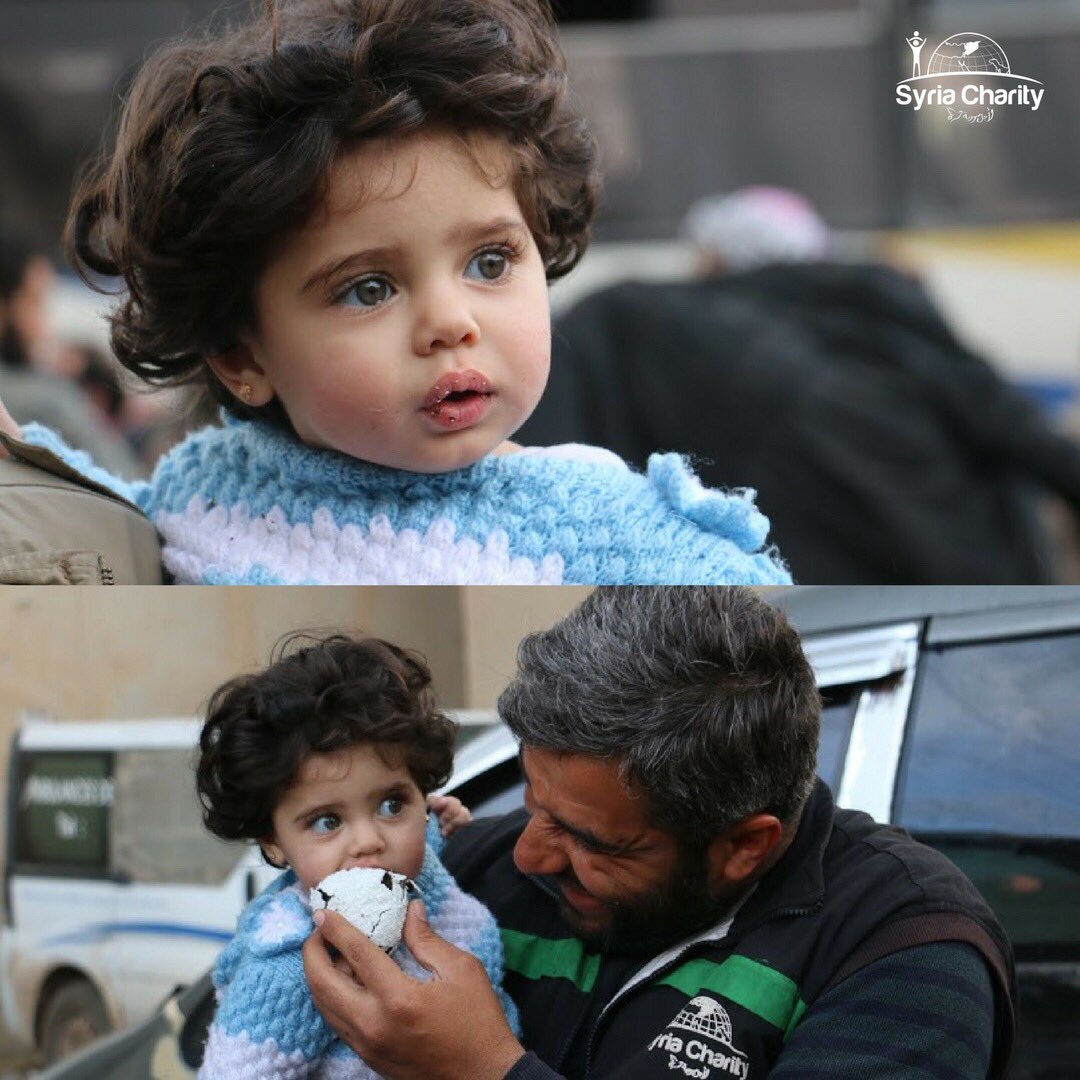 SyriaCharity's tweet photo. Le bonheur n’est réel que s’il est partagé ! 😍💚 #Syrie #aide #enfant #smile #RT https://t.co/Xy2NnJyMNF