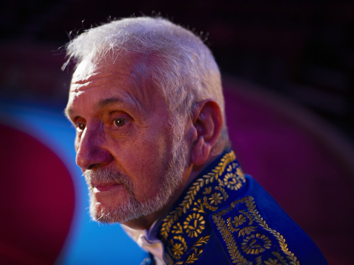 Our friends at <a href="/VisitBritain/">VisitBritain 🇬🇧</a>  prepared this piece covering five reasons to LOVE the Blackpool Tower Circus. There are lots of beautiful images within, and a great video! Images: VisitBritain/Peter Beavis #WorldCircusDay visitbritain.com/gb/en/campaign…