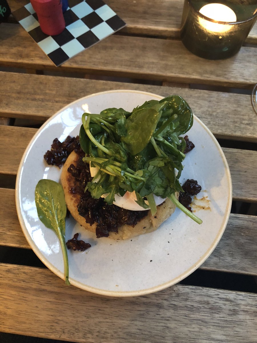 Super tasty and filling potato cake with poached egg and incredible bacon jam <a href="/UnwinedSW17/">Unwined in Tooting</a> with <a href="/LinnetsKitchen/">Linnets Kitchen</a> in #tootingmarket #food #tooting