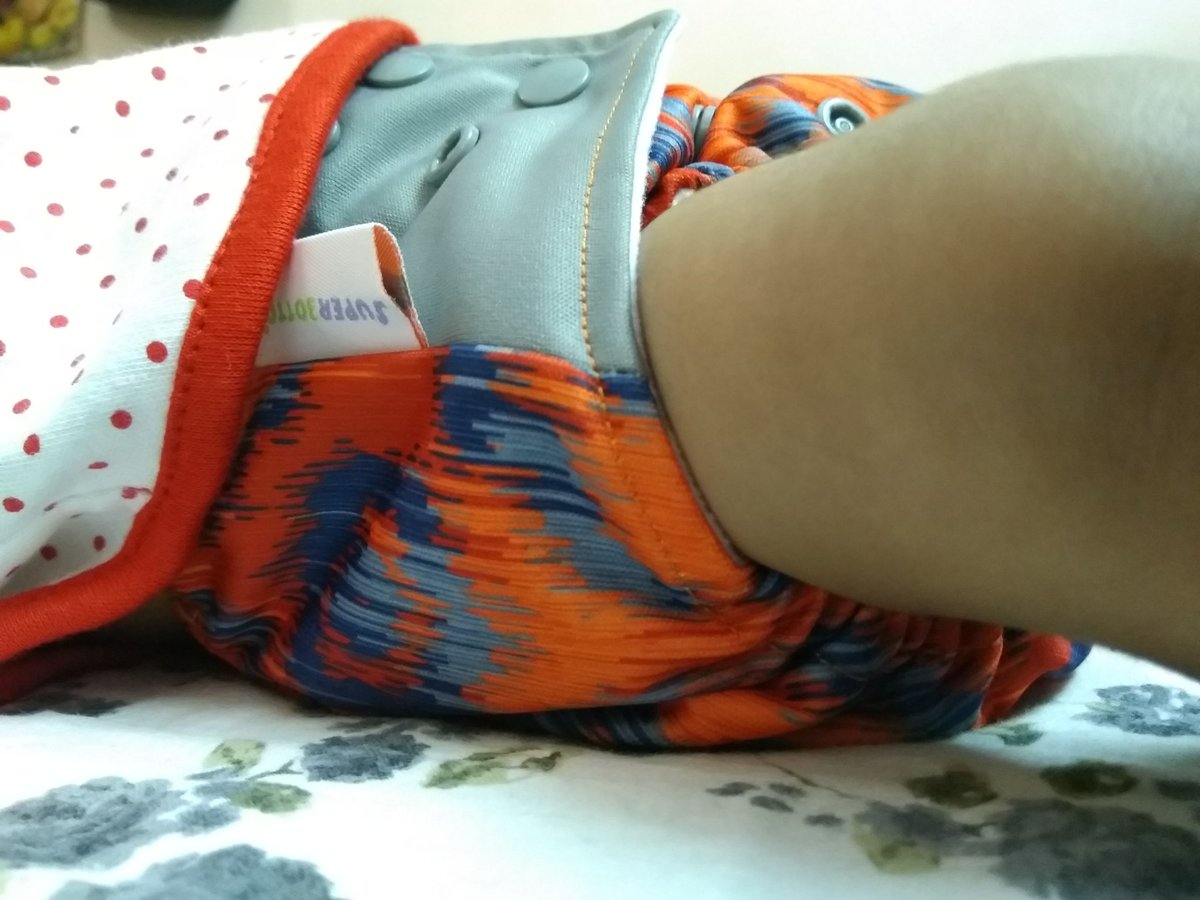 yuvabfs's tweet photo. @ClothRecord @Superbottoms #VirtualGCDC #MakeaChange #GCDC2018 #GCDCSuperbottoms #IkatLoveOTB
Happy Cloth diapering from #Trichy #Tamilnadu #India
Superbottoms cloth diaper on the bum.
♻️Say no to disposible n save environment💯 https://t.co/E8LPSgEyq1