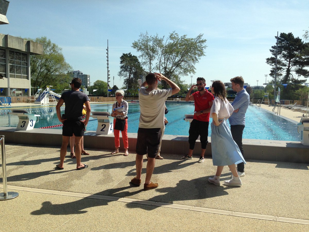Rennes_presse's tweet photo. Une centaine de personnes aux portes ouvertes de la piscine de Bréquigny ce matin. Si vous n avez pas eu l'occasion d'en visiter les coulisses, rendez-vous dimanche 22 avril de 9h à 12h : une 2e matinée portes ouvertes (sans baignade) est programmée. #PiscineRennes #Rennes https://t.co/M8Up183djp