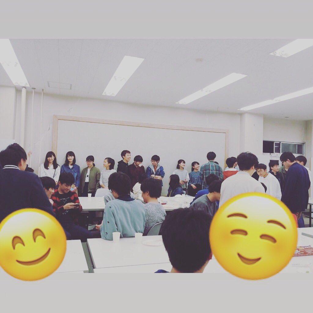 nasf_point_n's tweet image. 2018.04.19 🌸新一年生の歓迎会🌸

たくさん一年生来てくれました！
一年生のSessionメンバーも増やして賑やかにしたいですね😊
#Session2018
#Session2019
#新潟建築卒業設計展
#5階製図室