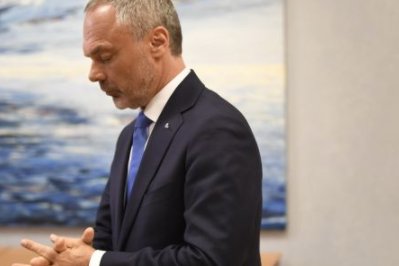 OmniPolitik tweet media