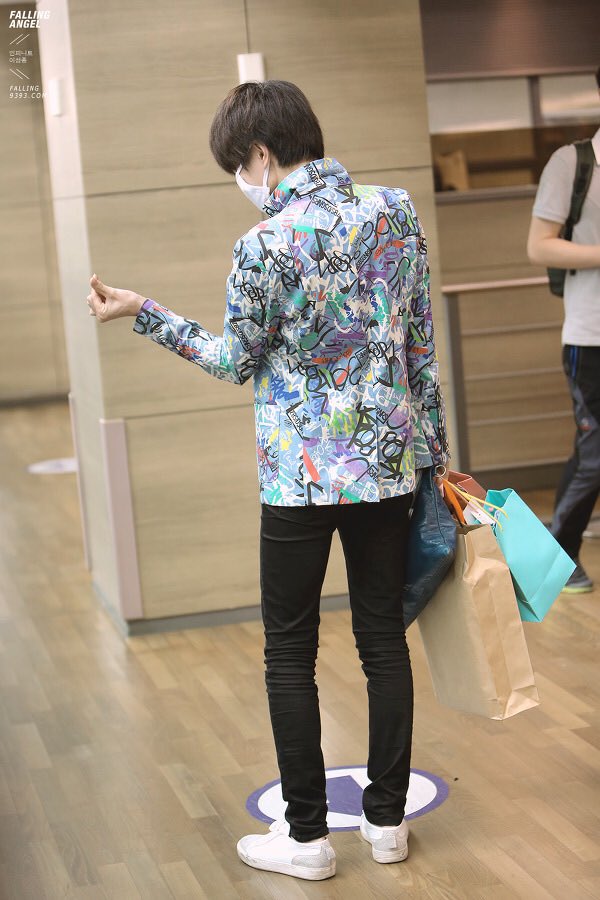 sungjongpics's tweet photo. © falling angel https://t.co/QyhplDkTYC