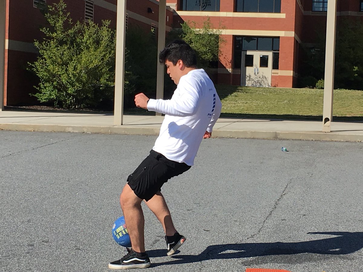 NHSRRHS's tweet photo. Some pictures from our first kickball tournament. https://t.co/Dueo2vXOBU